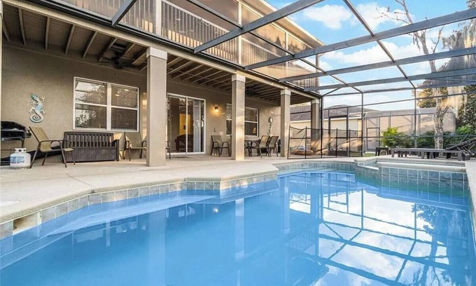 West Haven House | Spacious 5-bedroom Disney Escape - Champions Gate Family Villa