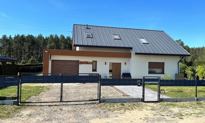 Szczytno Villa | Spacious 5-bedroom villa next to the forest and a lake
