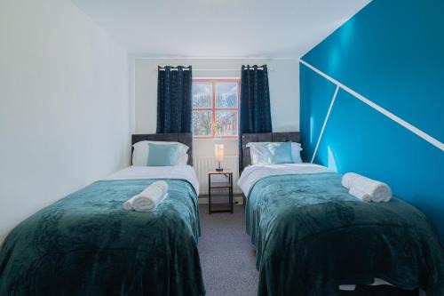 Middleton Cheney House | Spacious 5 rooms 6 beds in Banbury with Free Parking