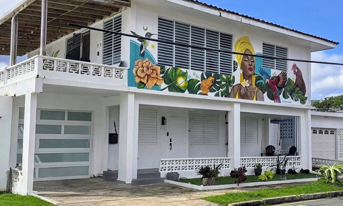 Vilomar Villa | Spacious 6-bedroom villa in gorgeous Luquillo with WiFi, AC