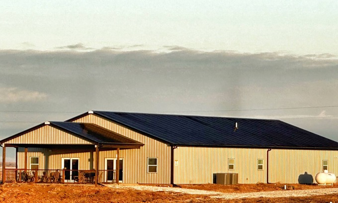 Ellis County Cabin | Spacious 8 Bedroom Lodge