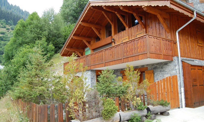 Champagny-en-Vanoise Apartment | Spacious apartment with sauna
