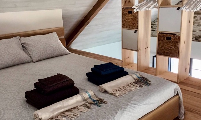 Padies Apartment | Spacious 'Adults Only' loft surrounded by nature