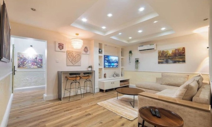 Ikoyi Apartment | Spacious and Alluring 1 Bed Apt.nn