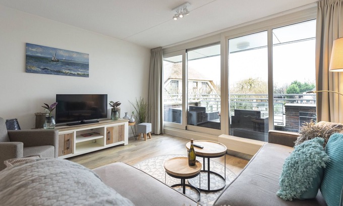 Merenwijk Apartment | Spacious and luxurious first flloor apartment with balcony- Kaag (9)
