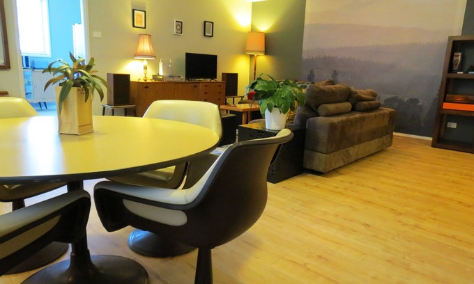 Wentworth Falls Apartment | Spacious and Secluded, The Suenaga Suite