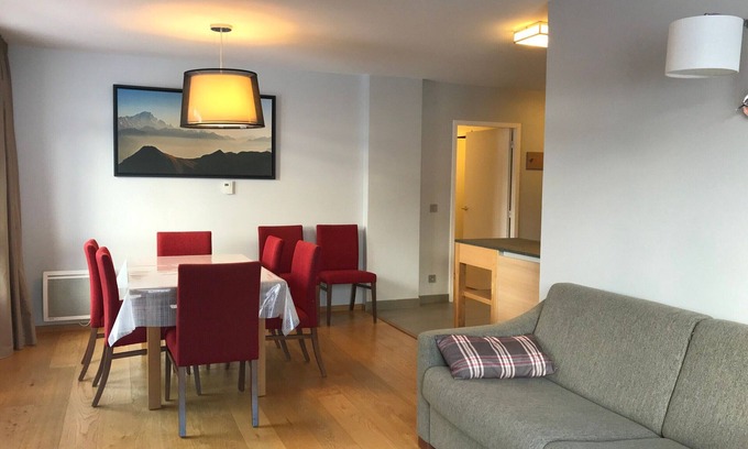 Arc-1800 Apartment | Spacious apartment with parking, balcony and pool access - Ski-in/ski-out