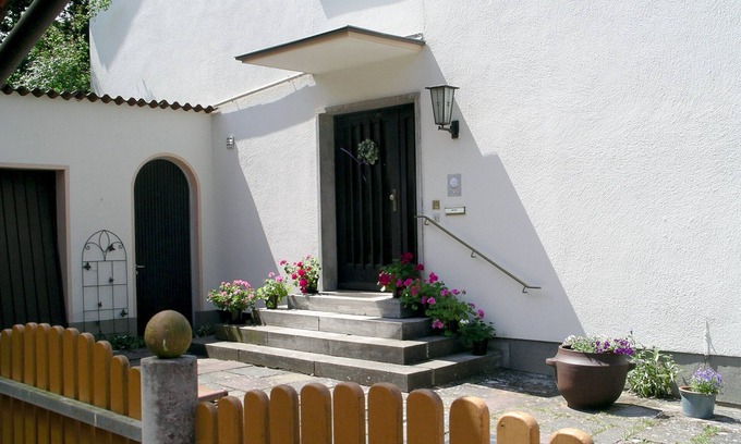 Neuendettelsau House | Spacious Apartments for 1-8 People near Nuremberg, Rothenburg, Roth free parking
