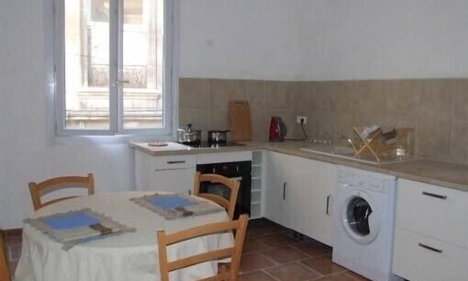 Avignon City Centre Apartment | Spacious apartment Avignon city center
