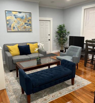 Packard's Corner Apartment | Spacious Apartment in Boston