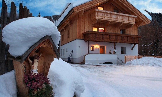 Fendels Apartment | Spacious apartment near the ski lift
