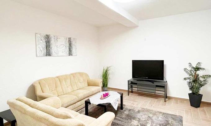 Ronneburg Apartment | Spacious apartment near Hanau
