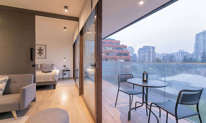 El Golf Apartment | Spacious apartment steps from Escuela Militar