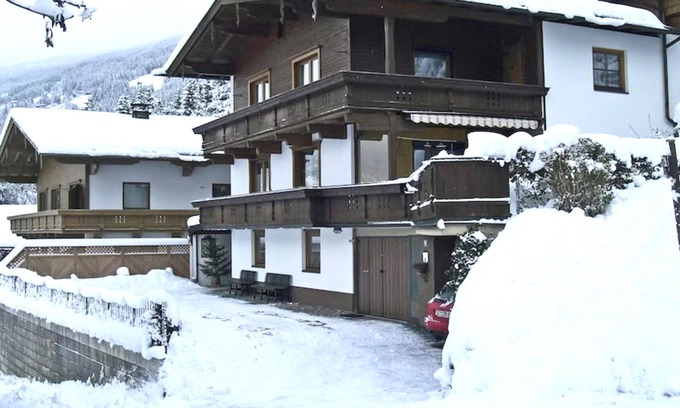 Gerlosbergeben Apartment | Spacious apartment with a magnificent view