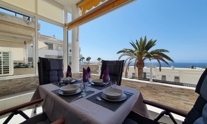 Patalavaca Apartment | Spacious Apartment with Sea view!