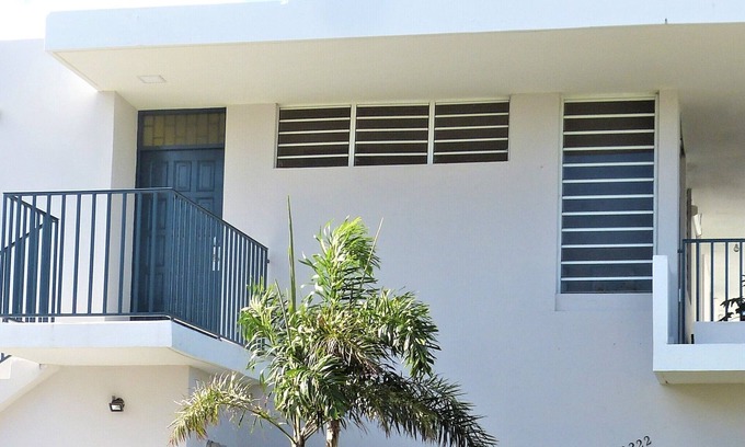 Ocean Park House | Spacious & beautiful beach house, steps from the ocean!