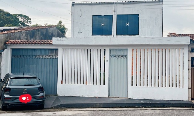 Centro House | Spacious building with 3 suites available for COP30