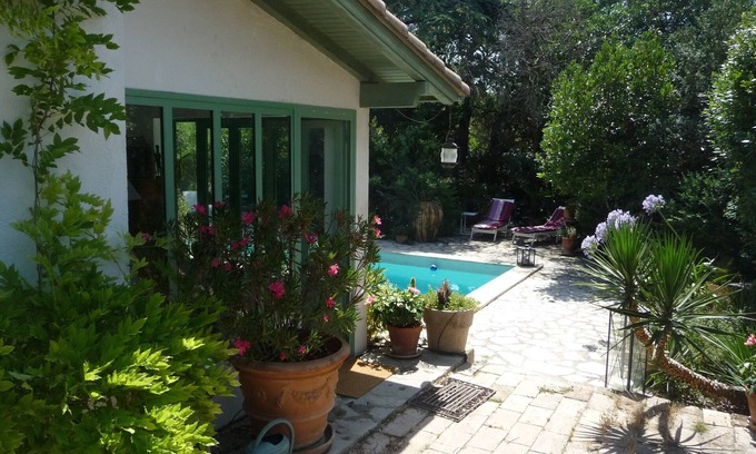 Castelnau-le-Lez House | spacious charming house near montpellier with swimming pool