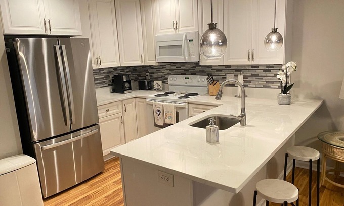 North Carolina Coast Condo | Spacious Condo! Great Beach and Location! Awesome Sunsets! nLinens provided!