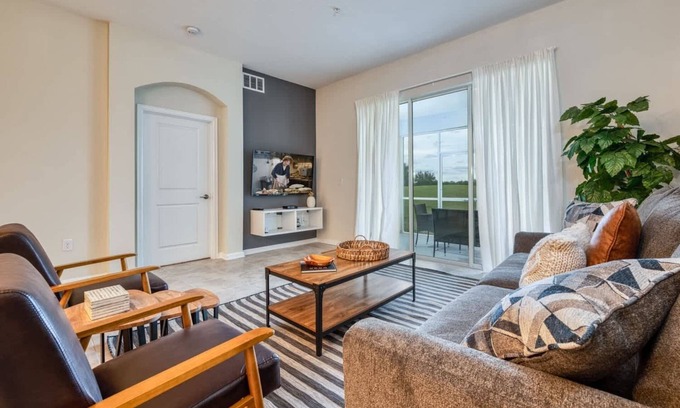 Four Corners Apartment | Spacious Condo-Modern Decor, Star Wars Bedroom