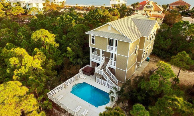 Plantation House | Spacious dog-friendly home w/pool, hot tub, access to tennis, pickle ball, pools