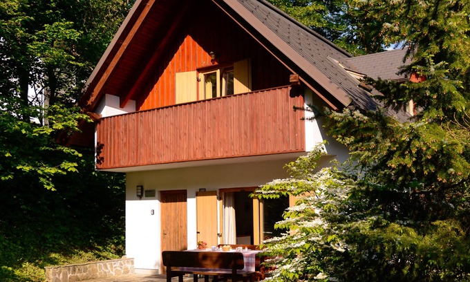 Ribcev Laz House | Spacious family chalet 200m from Lake Bohinj