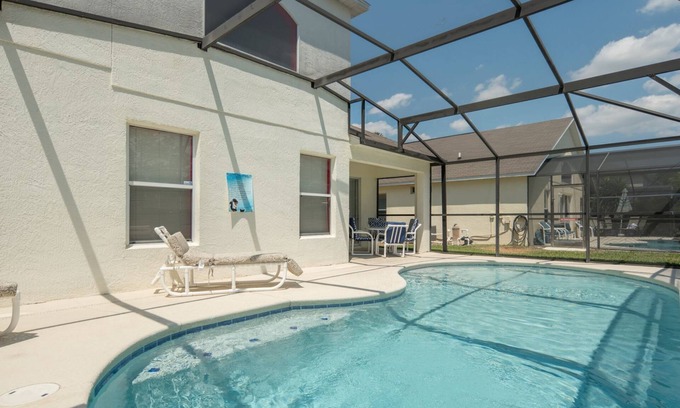 Westridge House | Spacious family friendly home, pool table, gated community – Just Minutes to Disney!