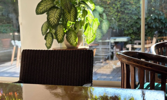 Etel House | Spacious Family Home 5 Minutes from the Harbor with Terrace and Workspaces