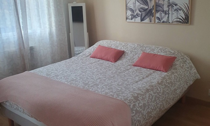 Romille House | Spacious family home ideally located in BRITTANY