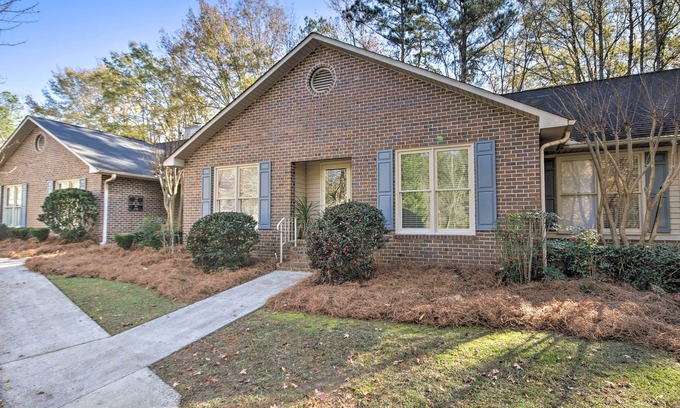 Greenwood Condo | Spacious Greenwood Getaway - 2 Mi to Main St!