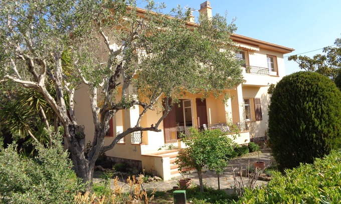 Saint-Raphael Villa | Spacious ground floor villa between sea and golf course