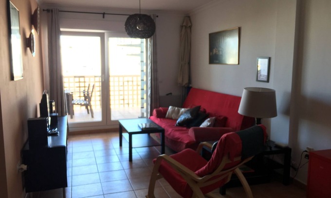 Conil de la Frontera City Center Apartment | Spacious holiday rental apartment