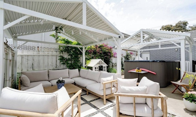 St Leonards House | Spacious Hamptons-style home with heated pool