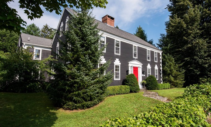 Kennebunkport House | Spacious, Historic Near Town, Parks and Beaches with Deck and Large Backyard