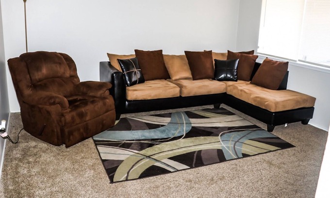 Florissant House | Spacious hm