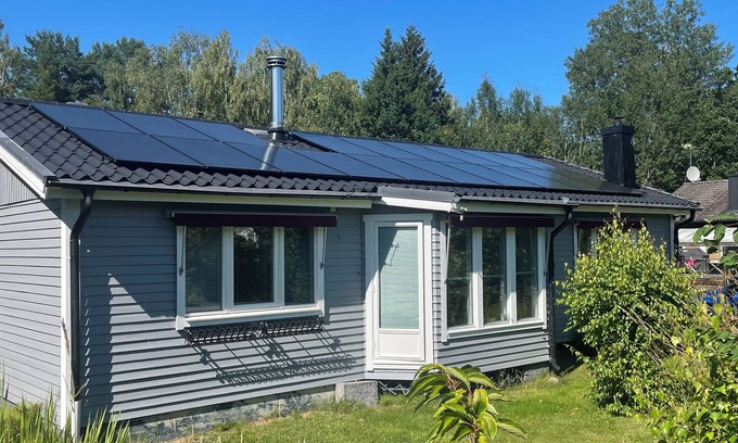 Rockneby House | Spacious holiday home in the immediate vicinity of the water in Småland