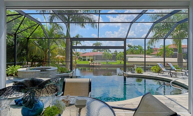 Yacht Club Villa | Spacious holiday villa in Yachtclub Area,