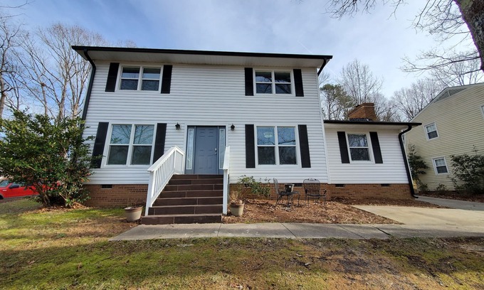 Charlotte House | Spacious Home - 10 min to many local attractions