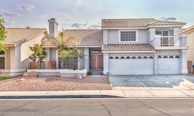 Green Valley North House | Spacious Home free early check-in if available!