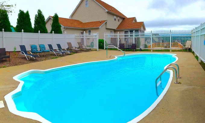 Saylorsburg House | Spacious Home with a Game room, Pool , Sauna, Hot Tub