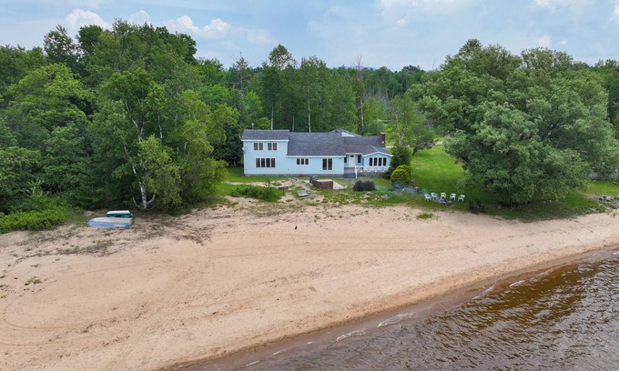 Merrill Cabin | Spacious Lakefront cabin on Lake Chateaugay with private beach.