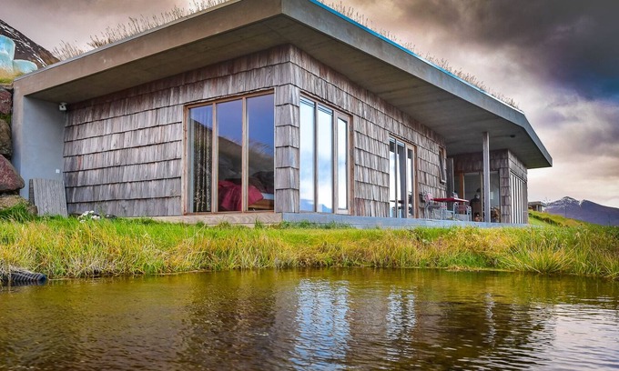 Hauganes House | Spacious, luxurious house with a lot of natural wood