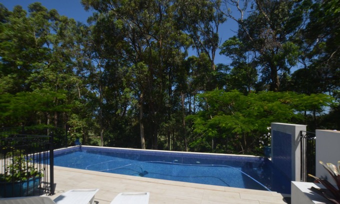 Buderim Apartment | Spacious Luxury Unit Sunshine Coast Overlooking Buderim Golf Course