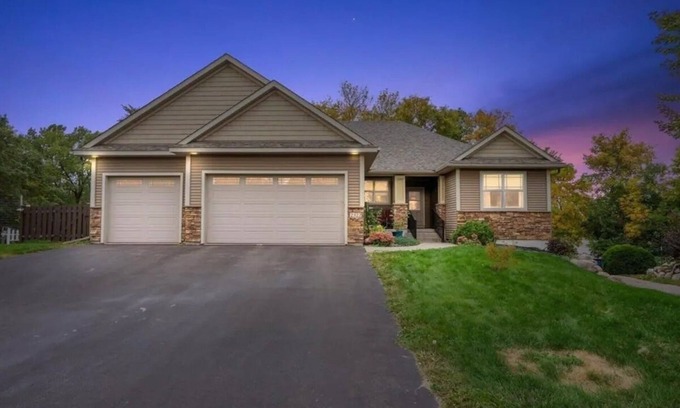 Maplewood House | Spacious MIL Suite near 3M