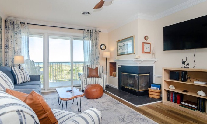 Shell Island Condo | Spacious Oceanfront 3BR Condo in WrightsvilleDunes