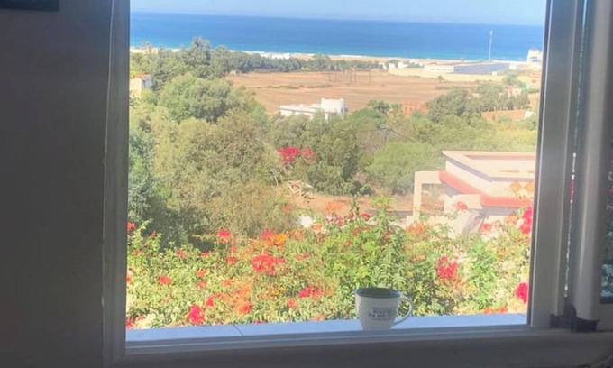 Bni Makada House | Spacious one-bedroom apartment close to the sea