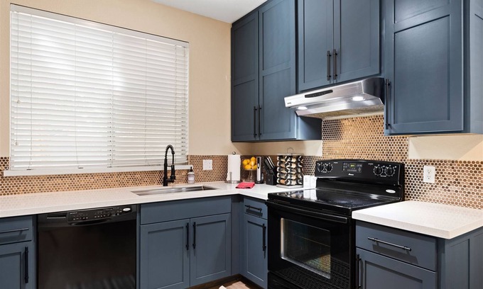 Lehi House | Spacious,Pet-Friendly, Golf Course Adjacent