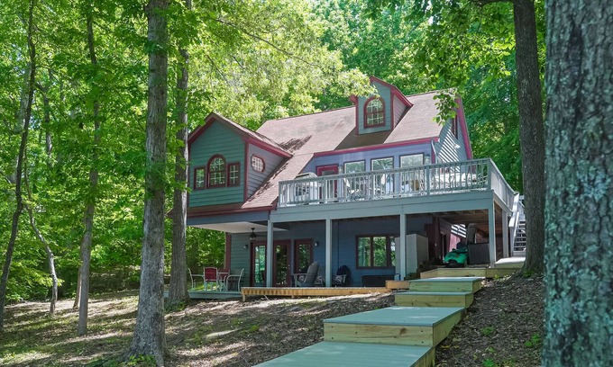 Bumpass House | Spacious pet friendly waterfront house with patio & grill