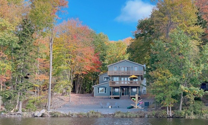 Pocono Lake House | Spacious Pocono Lakefront Retreat w/Amenities