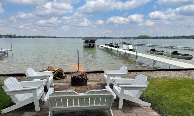 Crystal House | Spacious, remodeled, family friendly lakefront home.